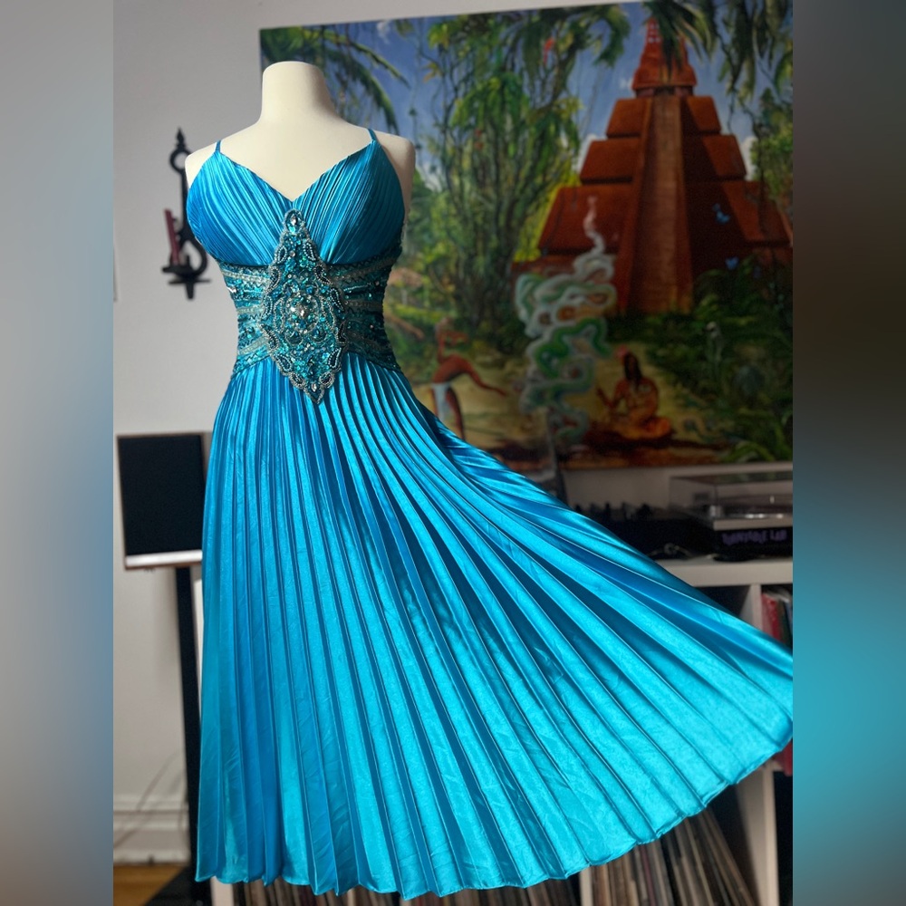 Aspeed Turquoise Embellished Prom Dress